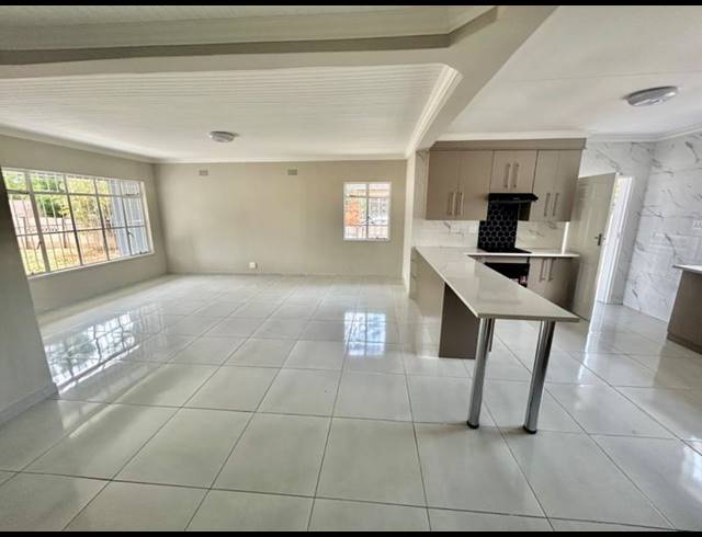 3 BEDROOM HOUSE FOR SALE IN VANDERBIJLPARK CW 6